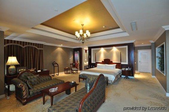 Golden Dome International Hotel Mudanjiang Room photo